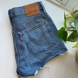 Levi’s 501 denim short